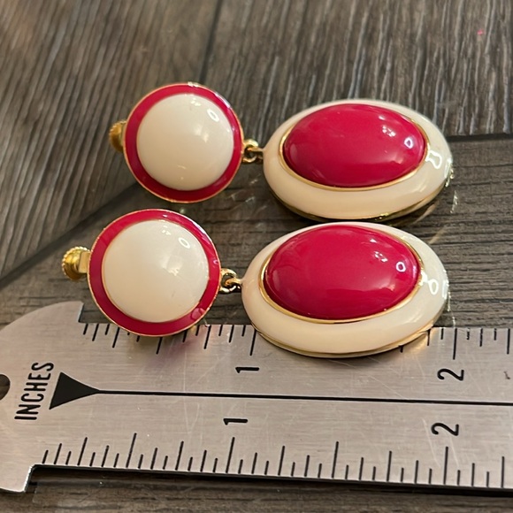 Vintage Joan Rivers Red and Ivory Drop Enamel Clip Earrings - Picture 11 of 16